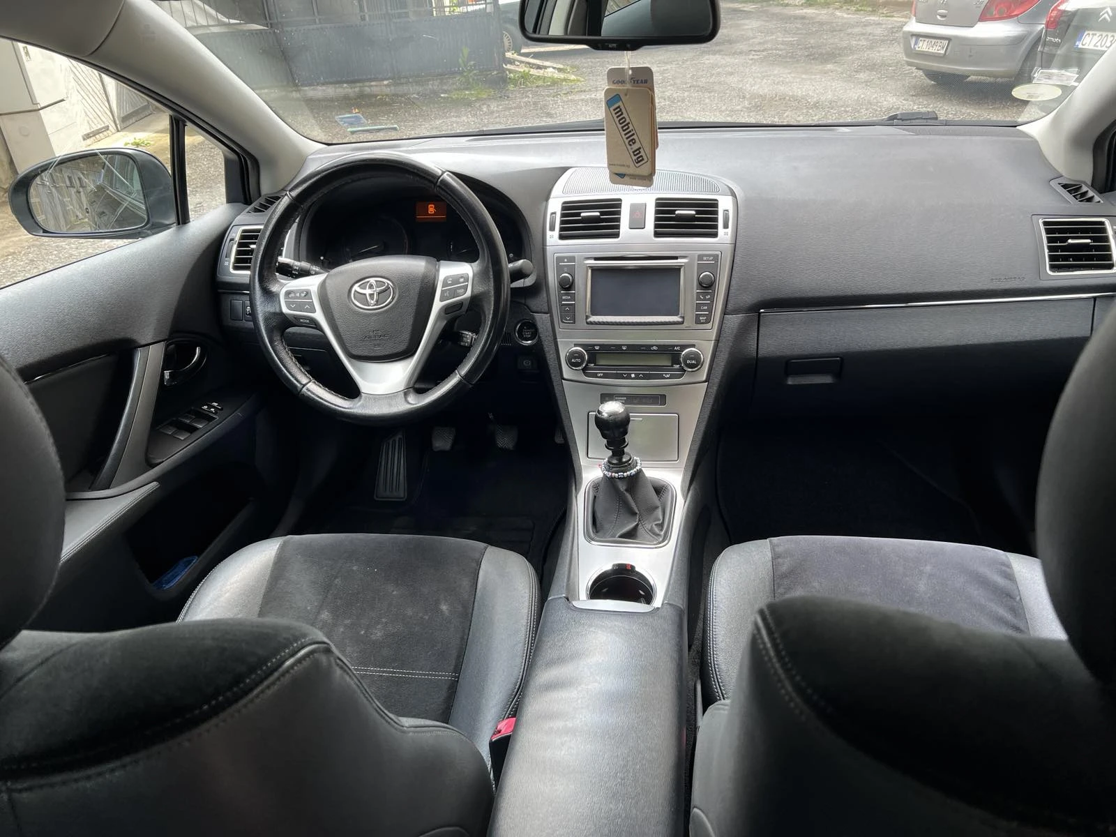 Toyota Avensis 2.0 D-4D - изображение 4