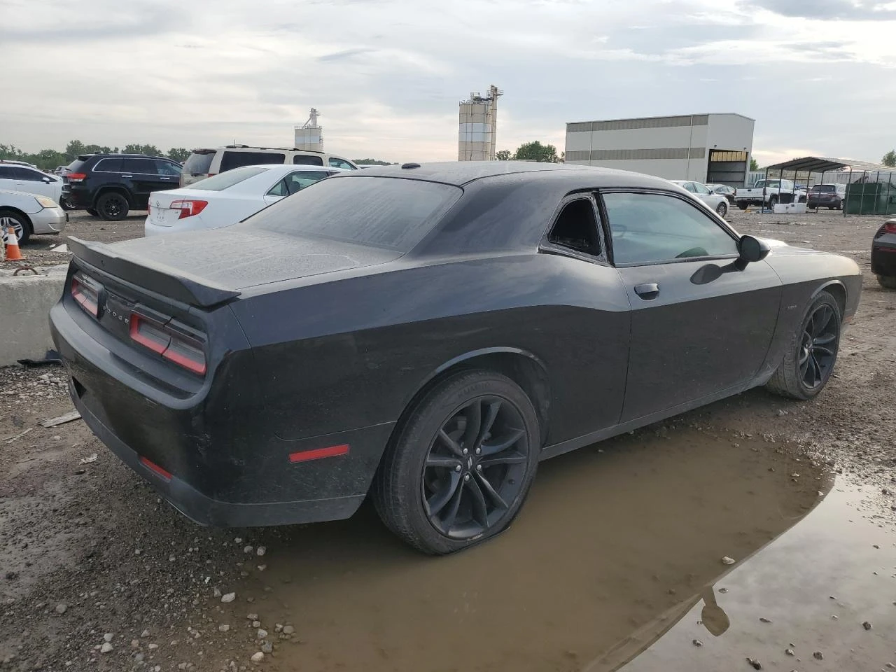 Dodge Challenger R/T V8 2017 - изображение 3