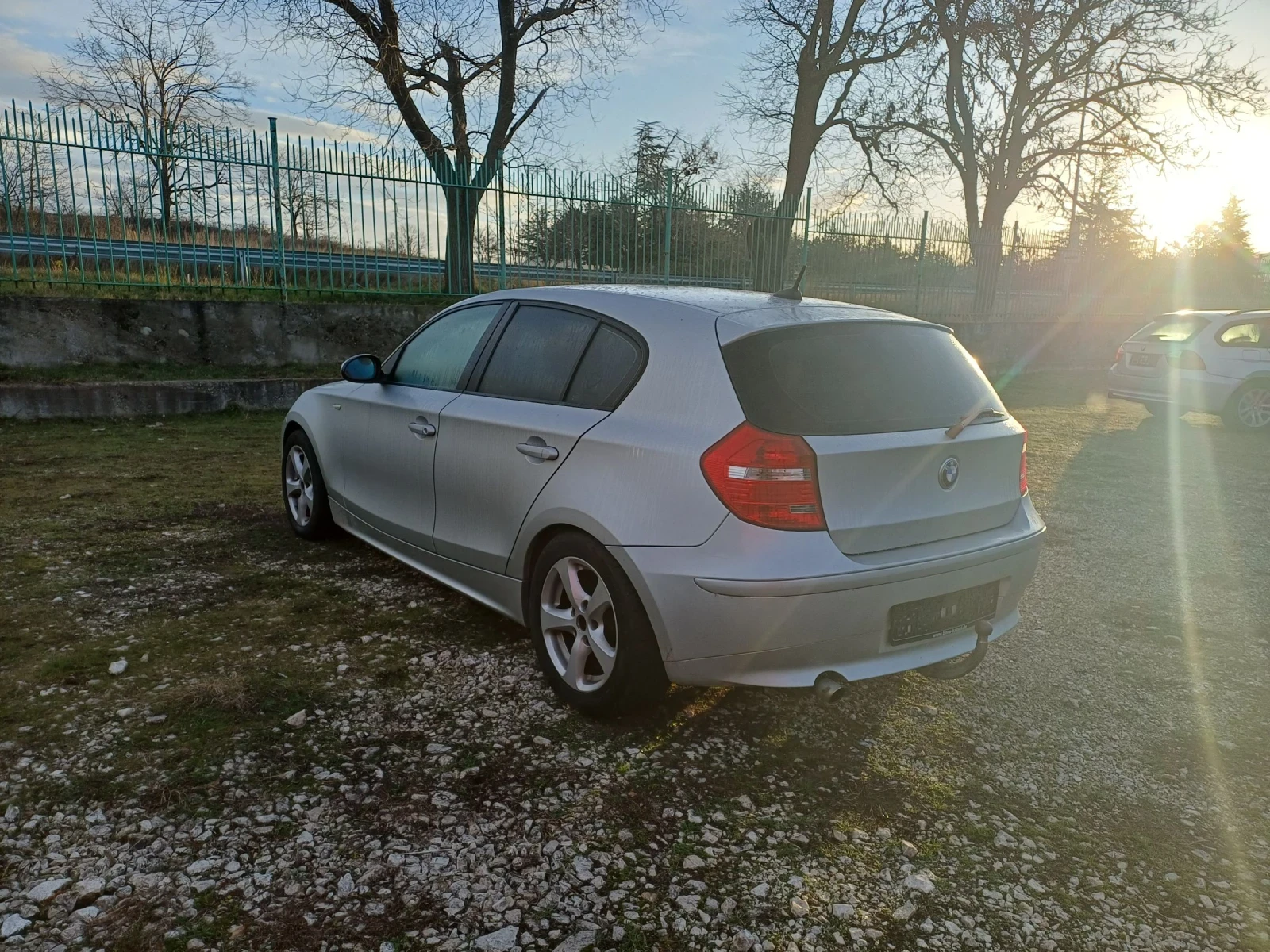 BMW 120 120d - изображение 5