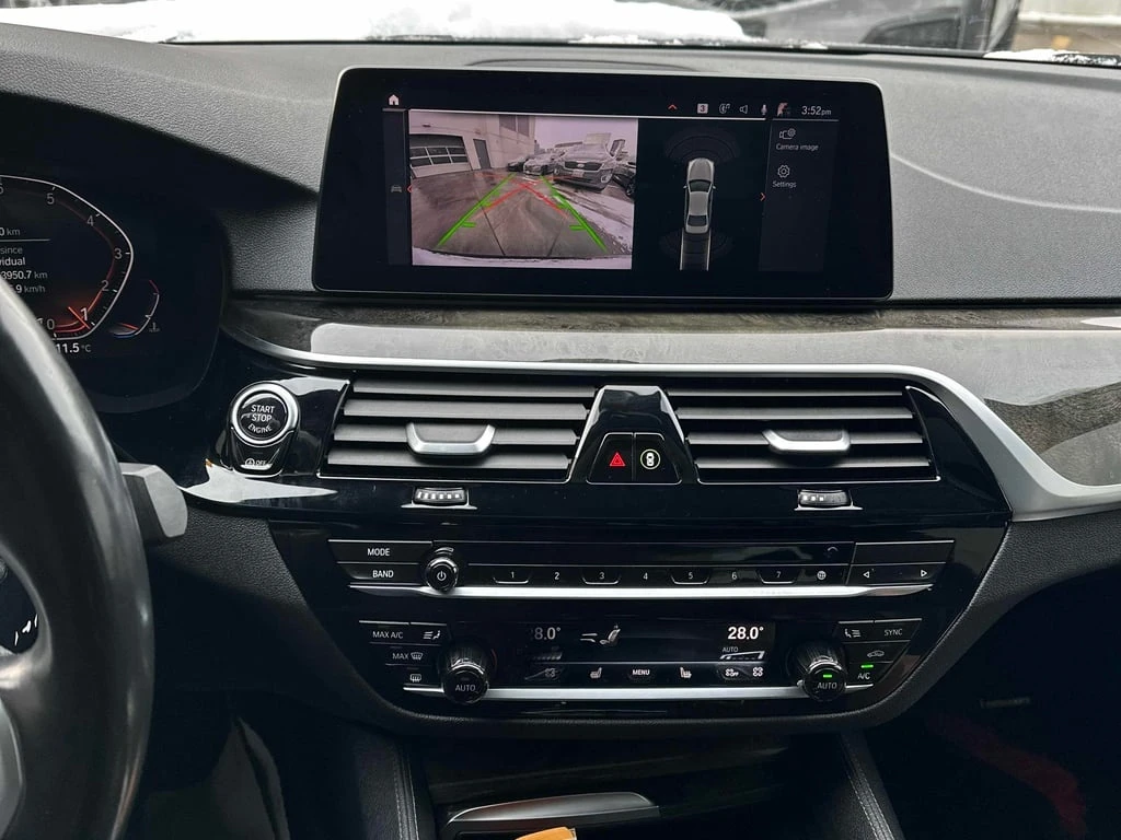 BMW 530 * 530i xDrive * CARFAX * M-pack*  - изображение 9