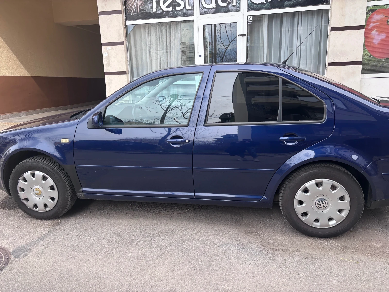 VW Bora 2.0, снимка 5 - Автомобили и джипове - 53929542