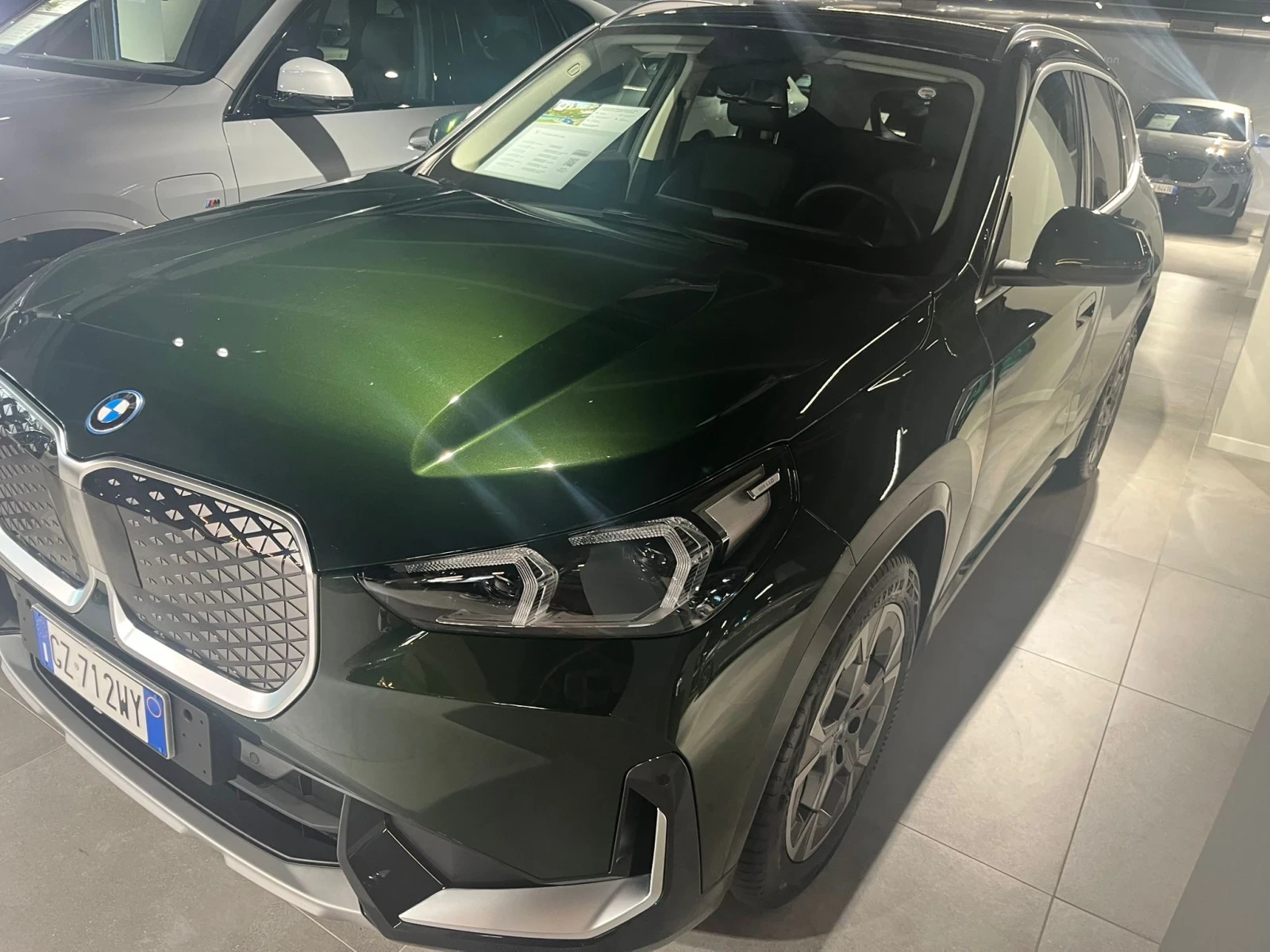 BMW iX1 eDrive20 14.000КМ УНИКАЛНА!, снимка 2 - Автомобили и джипове - 53972495