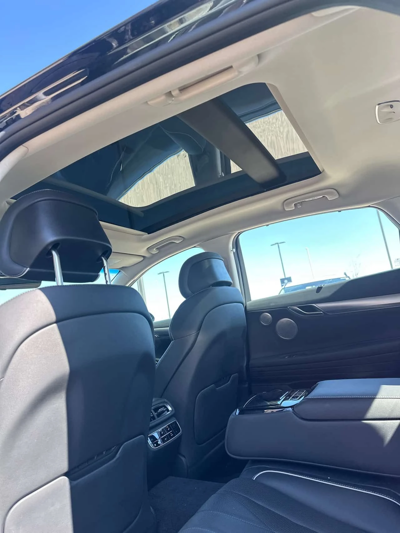 Genesis G80 * 2.5T Advanced * PANO* KEYLESS* ПОДГРЕВ* , снимка 13 - Автомобили и джипове - 54146131