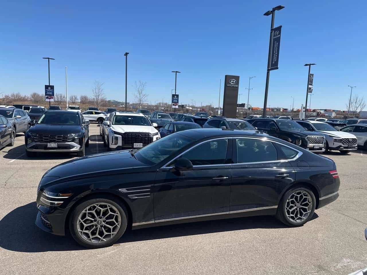 Genesis G80 * 2.5T Advanced * PANO* KEYLESS* ПОДГРЕВ* , снимка 2 - Автомобили и джипове - 54146131