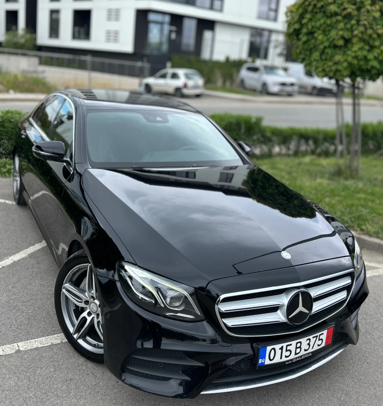 Mercedes-Benz E 220 AMG Line* 220d* Top, снимка 2 - Автомобили и джипове - 54550836