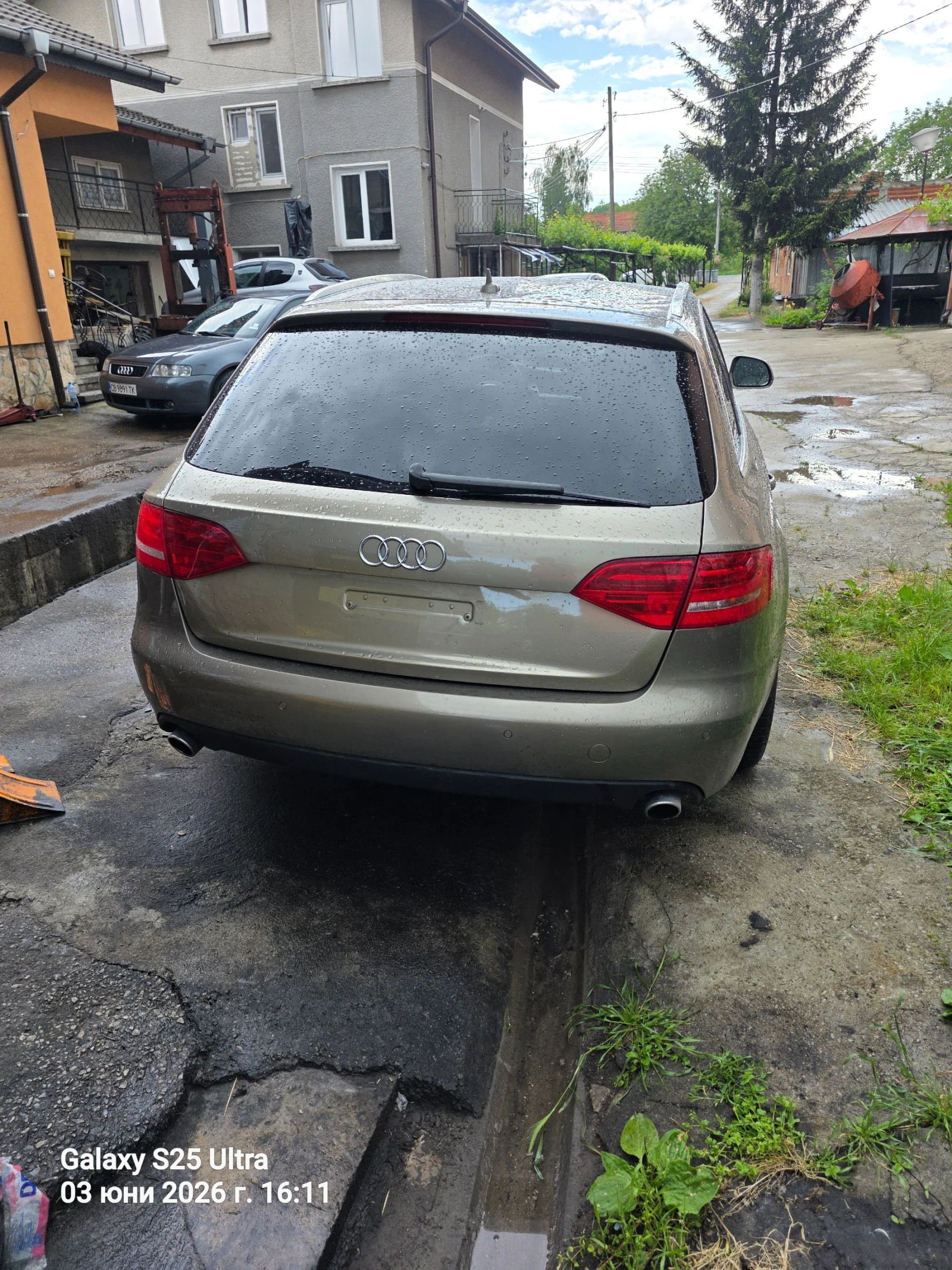 Audi A4 3.0tdi, снимка 7 - Автомобили и джипове - 54772383
