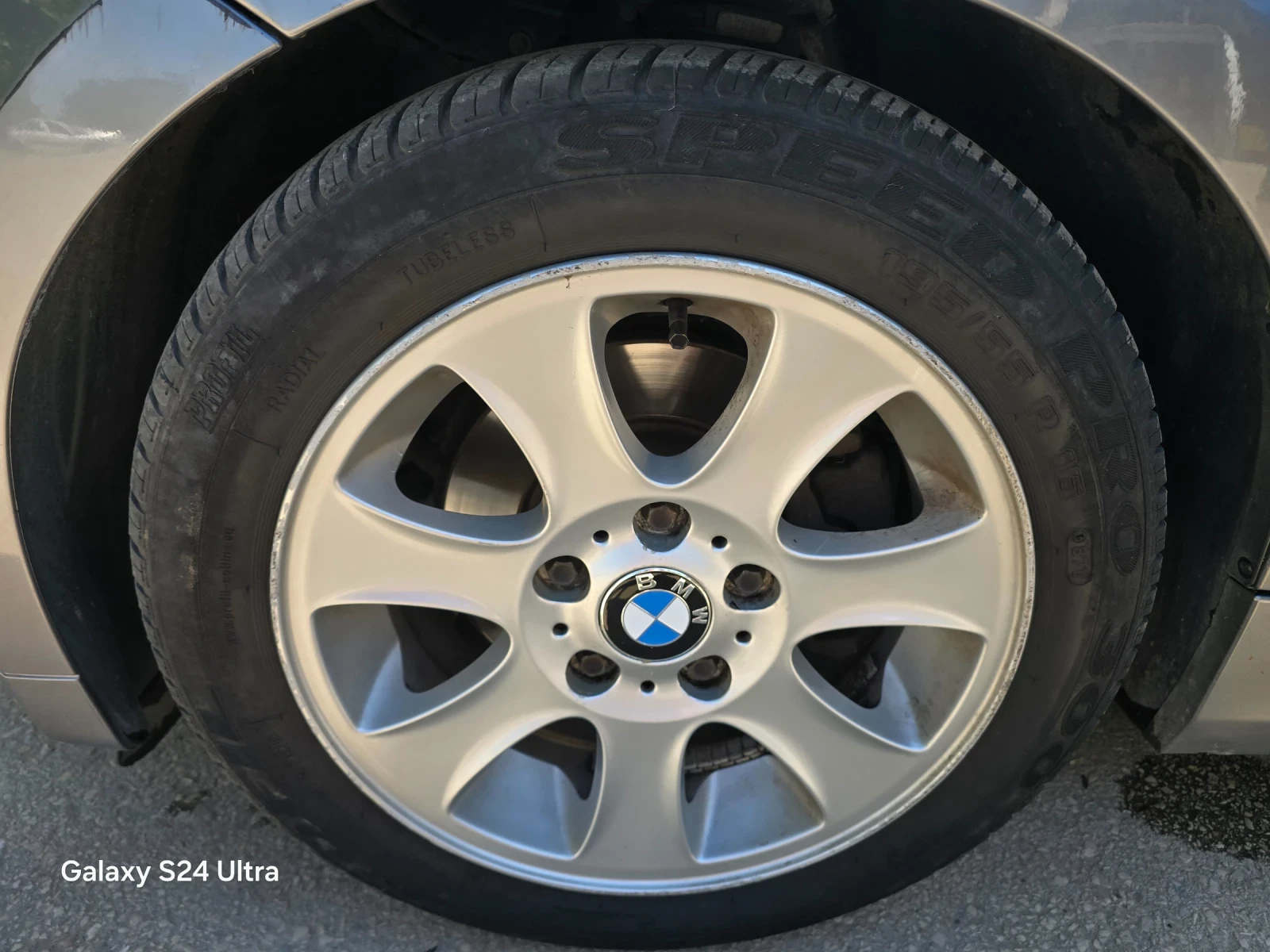 BMW 118 Е87, снимка 16 - Автомобили и джипове - 55472444