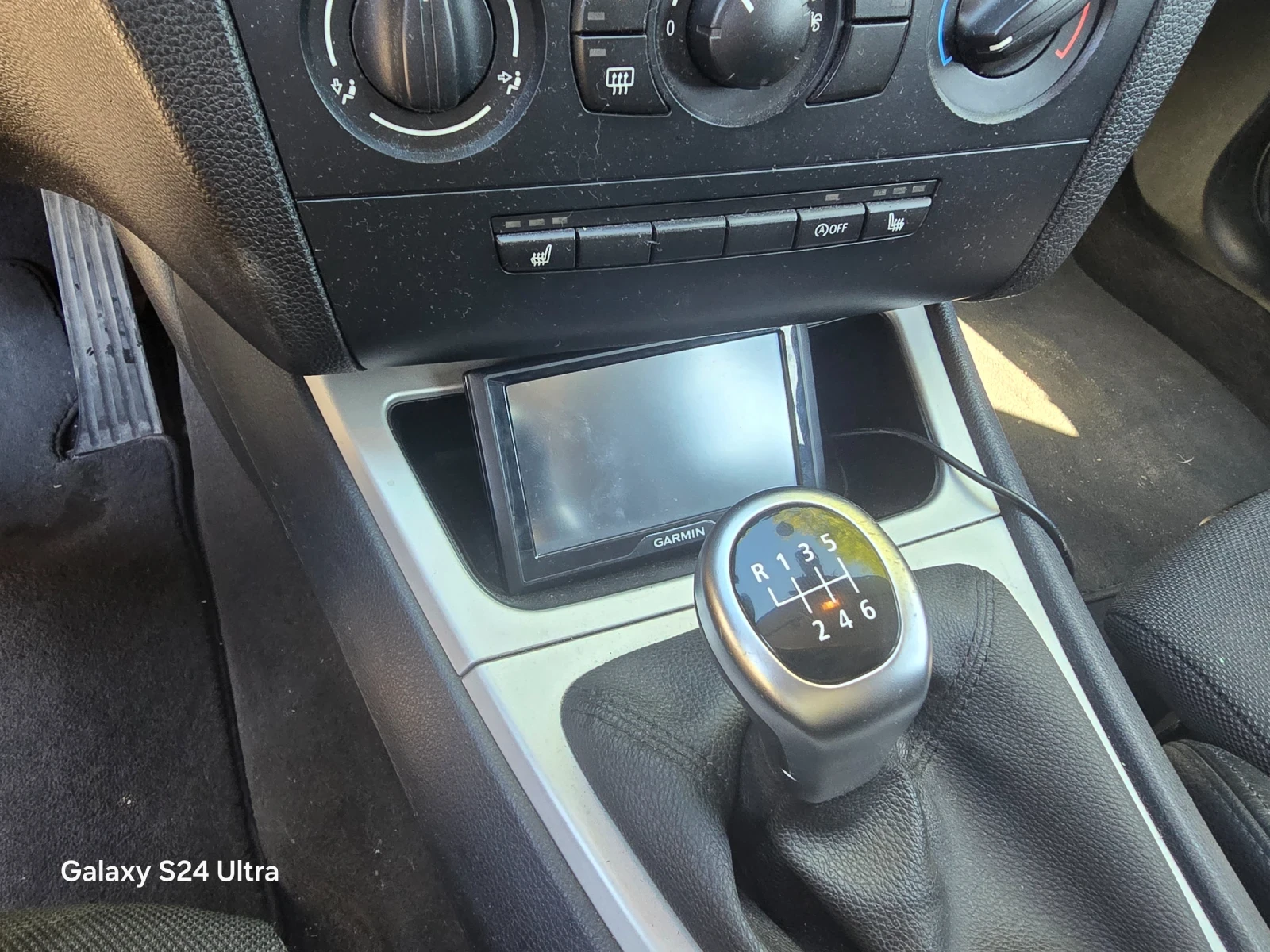 BMW 118 Е87, снимка 11 - Автомобили и джипове - 55472444