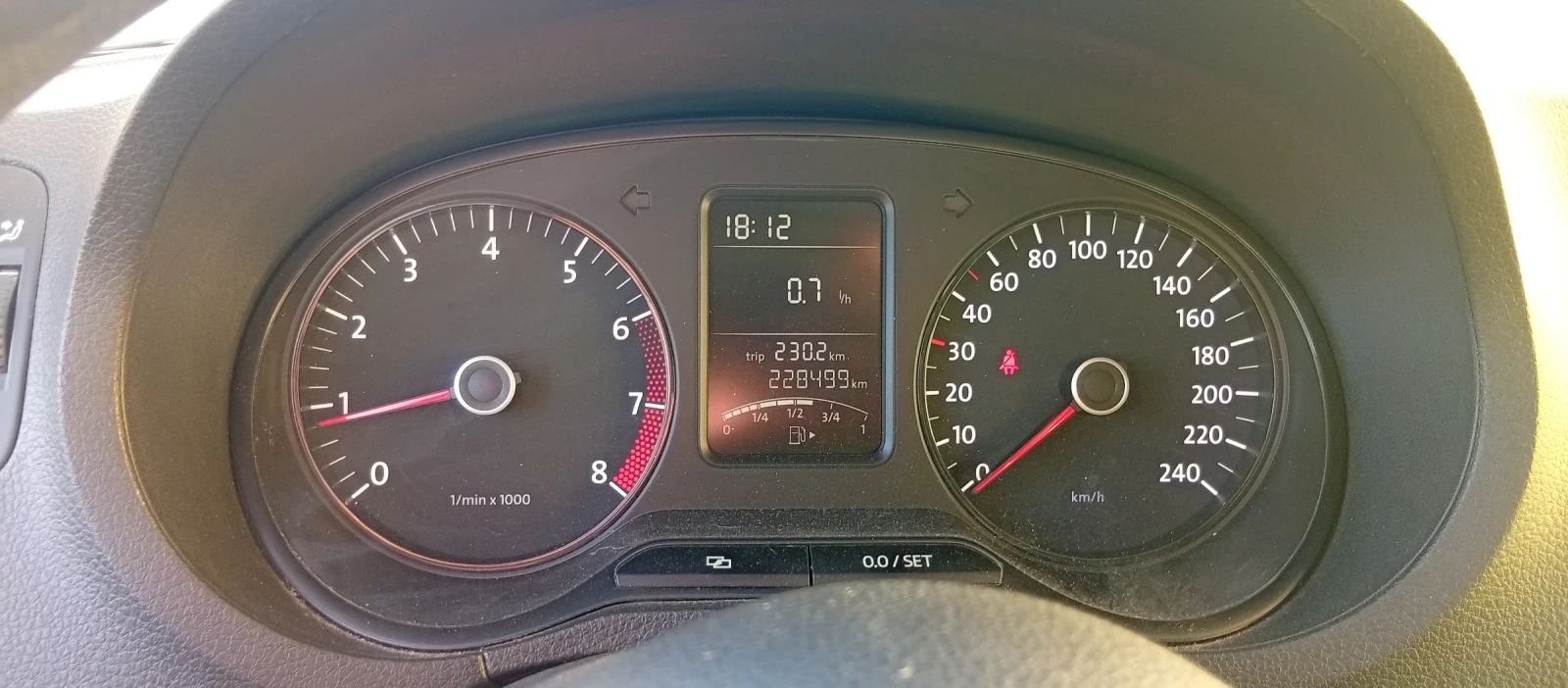 VW Polo, снимка 7 - Автомобили и джипове - 55962438