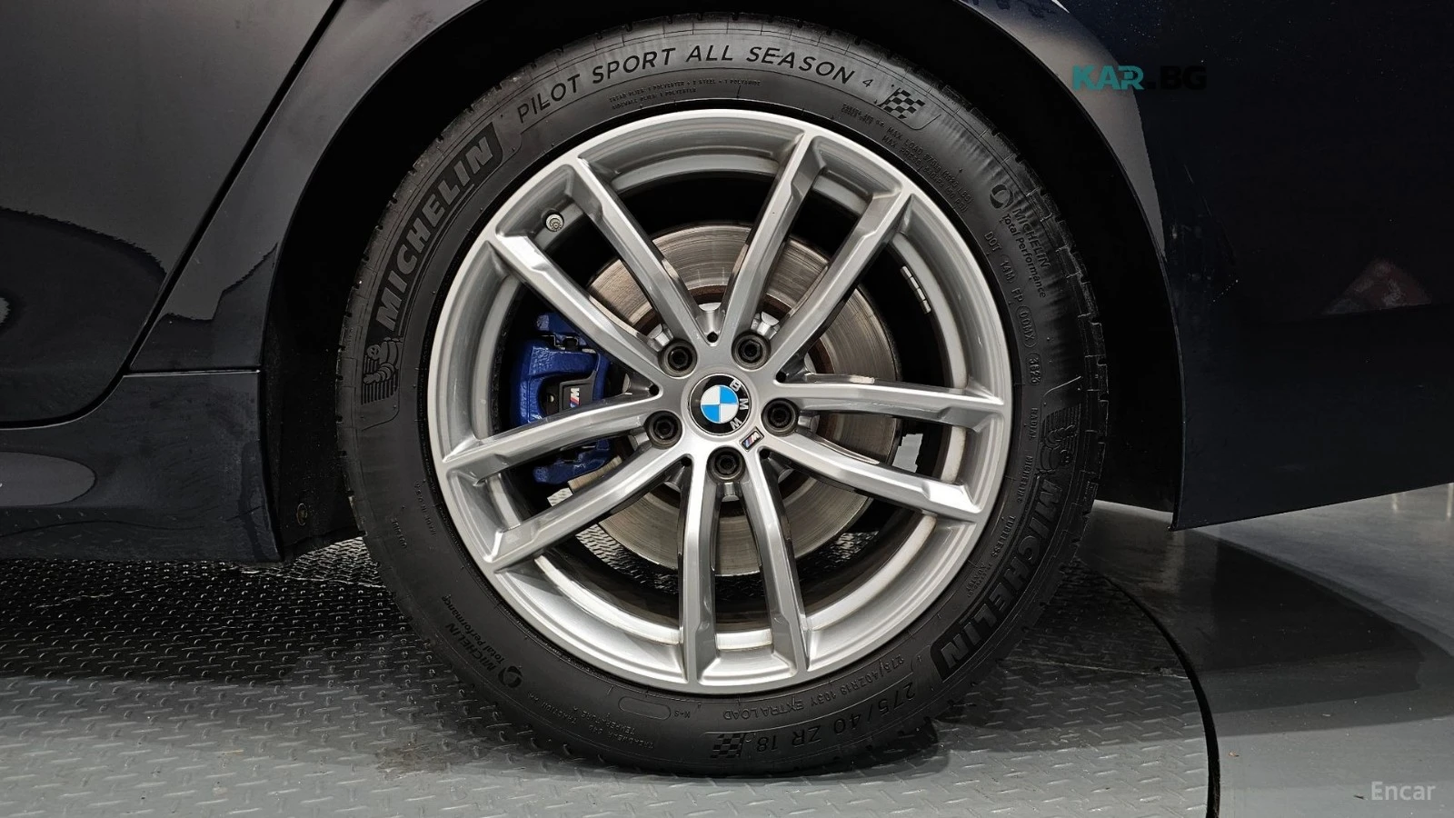 BMW 530 XDRIVE* MSPORT* DISTRONIC* КАМЕРА* ХЕДЪП* ПОДГРЕВ*, снимка 16 - Автомобили и джипове - 56182396