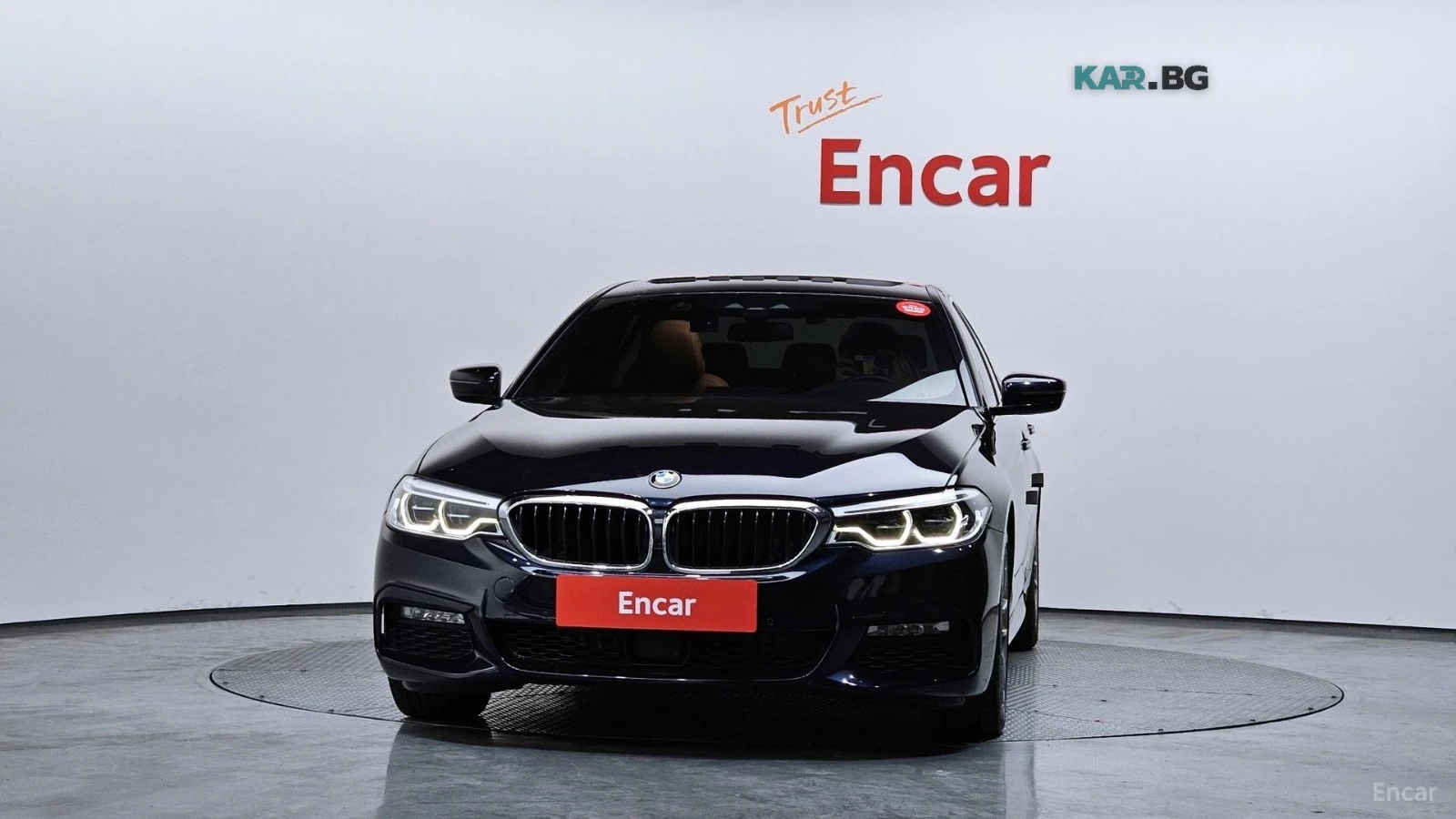 BMW 530 XDRIVE* MSPORT* DISTRONIC* КАМЕРА* ХЕДЪП* ПОДГРЕВ*, снимка 2 - Автомобили и джипове - 56182396