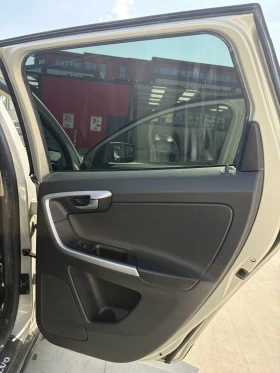 Volvo XC60 D5, снимка 7