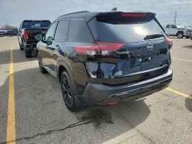 Nissan Rogue SV MIDNIGHT EDITION/CARFAX/Подгрев/Панорама/Кожа | Auto.bg — изображение 6