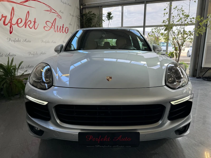 Porsche Cayenne 3.0 V6 TDI - * FACELIFT * GTS * BOSE * ПАНОРАМА, снимка 2 - Автомобили и джипове - 48233757