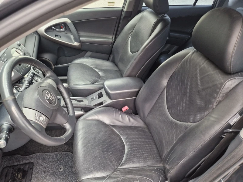 Toyota Rav4 2.0i Avtomatik FULL 4x4, снимка 8 - Автомобили и джипове - 50012911
