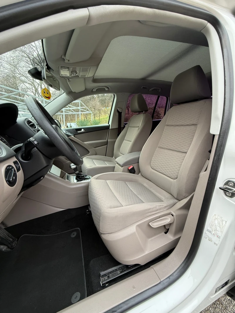 VW Tiguan 2.0 TDI 140kc Avtomat 4motion, снимка 9 - Автомобили и джипове - 52680480