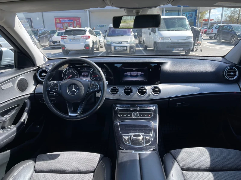 Mercedes-Benz E 220 d 194HP 9G-tronik РЕГИСТРИРАН ОБСЛУЖЕН ПЕРФЕКТЕН, снимка 7 - Автомобили и джипове - 53377680