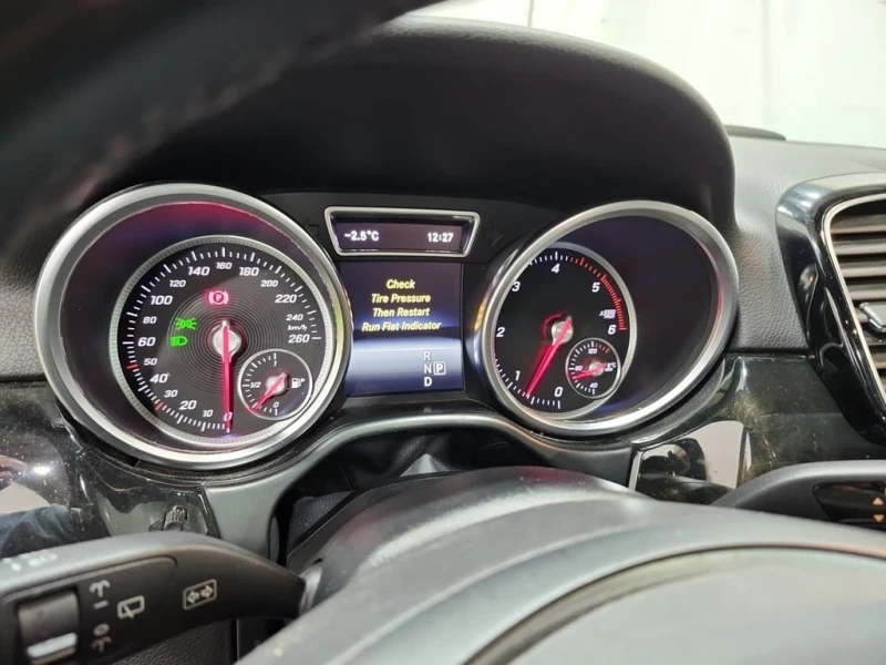 Mercedes-Benz GLE * 350D * CARFAX * БЕЗ ПЪРВОНАЧАЛНА ВНОСКА, снимка 11 - Автомобили и джипове - 53176574