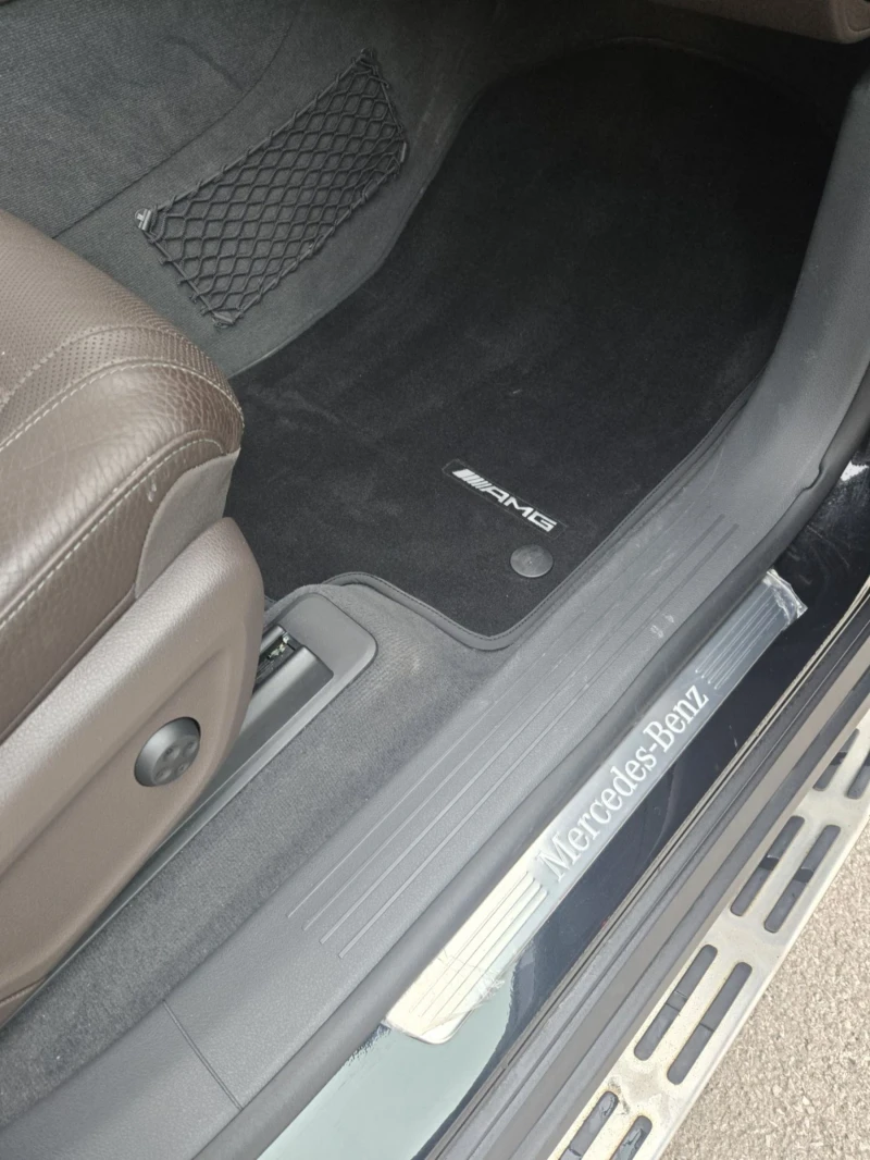 Mercedes-Benz GLS 400 4Matic, снимка 10 - Автомобили и джипове - 53457738