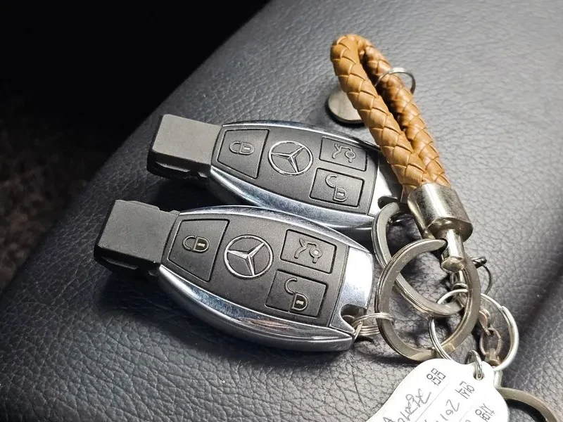 Mercedes-Benz GLC 220 4MATIC PREMIUM, снимка 16 - Автомобили и джипове - 55311024