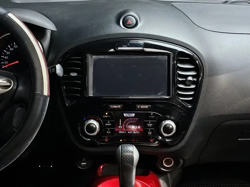 Nissan Juke SV F15 1.6 Бензин, снимка 6 - Автомобили и джипове - 55458339