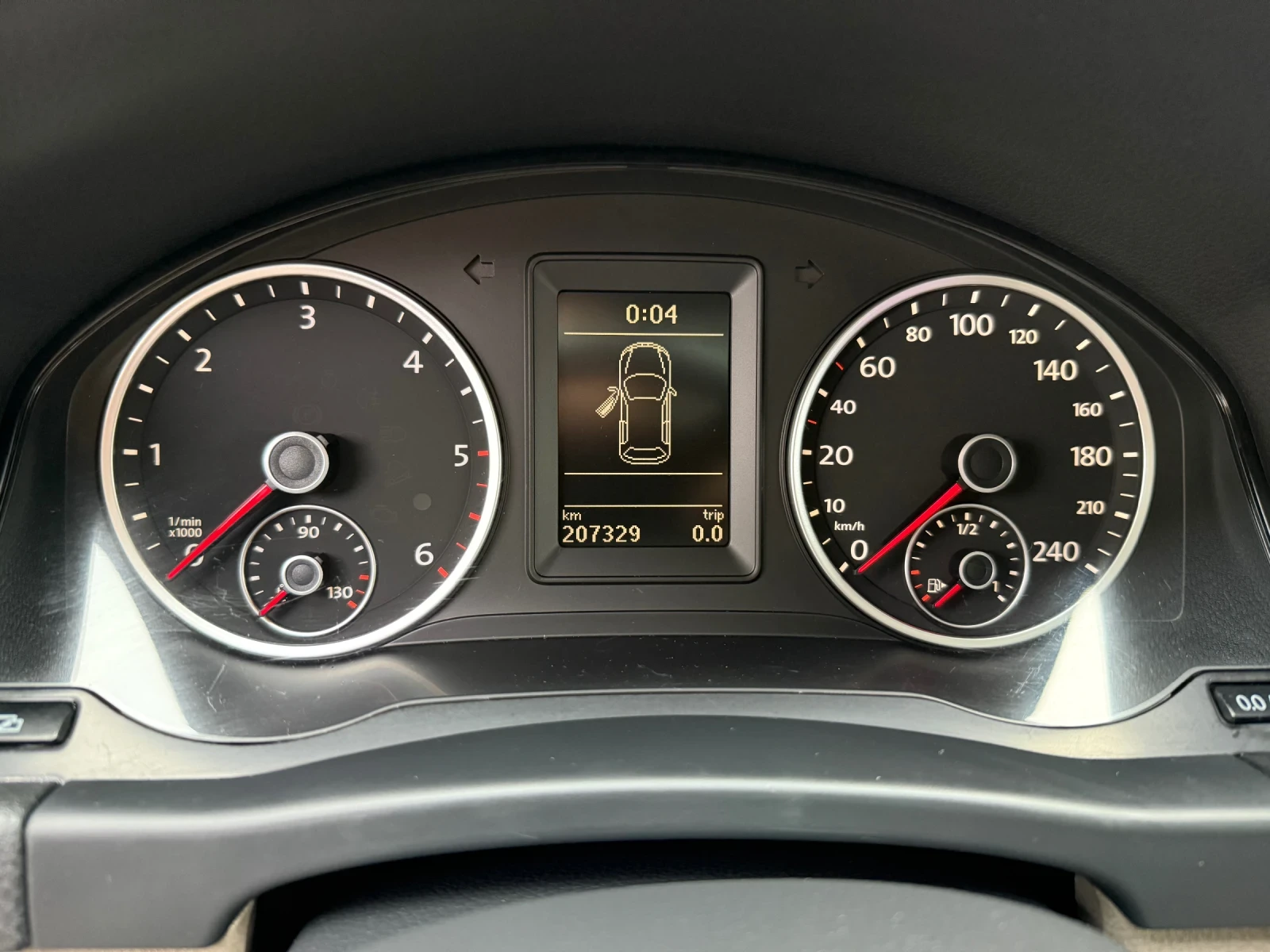 VW Tiguan 2.0 TDI 140kc Avtomat 4motion | Mobile.bg � ����������� 16