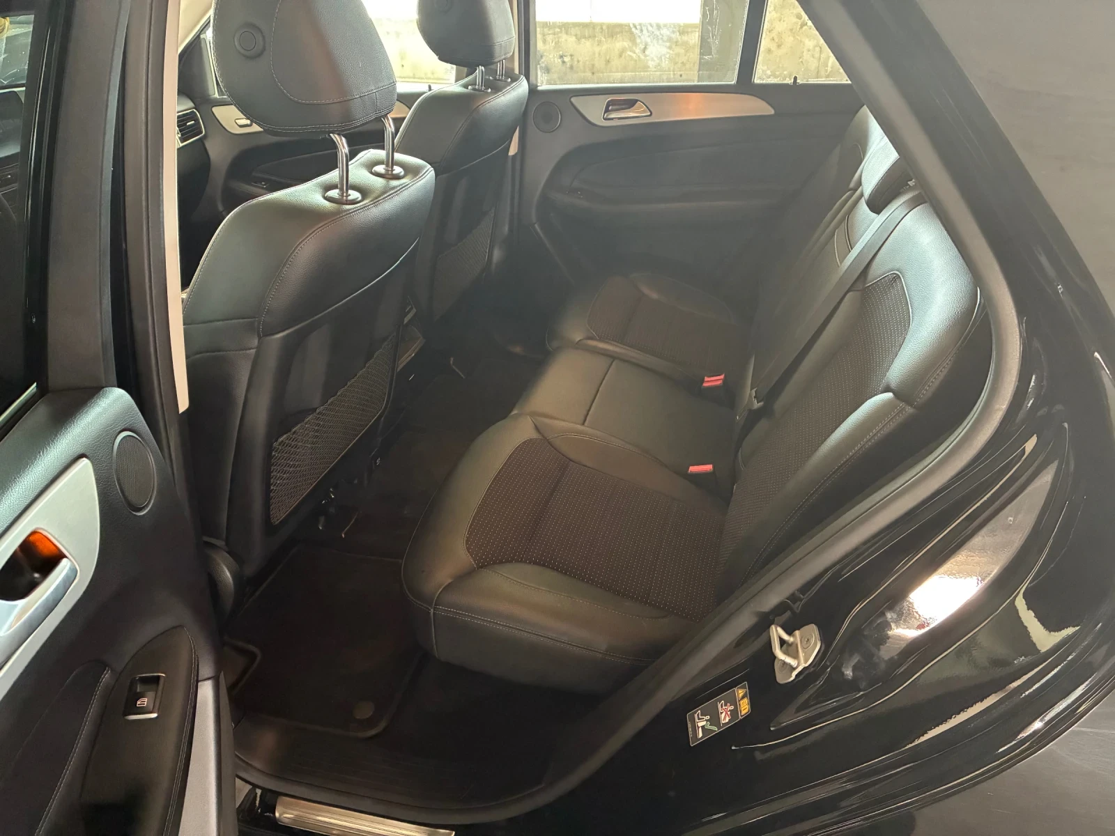 Mercedes-Benz GLE 250 d 4X4 9G-tronik РЕГИСТРИРАН ОБСЛУЖЕН ПЕРФЕКТЕН - изображение 9