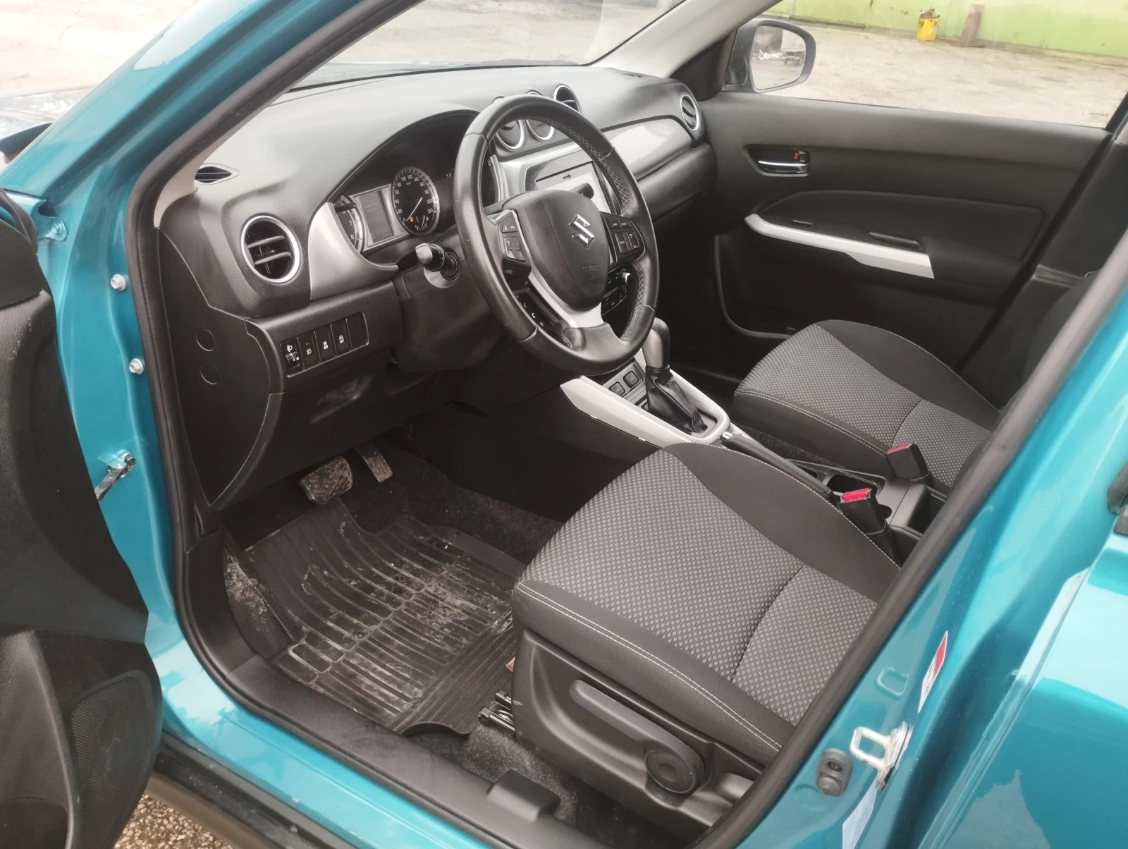 Suzuki Vitara 1.6 120к АВТОМАТИК  - изображение 9