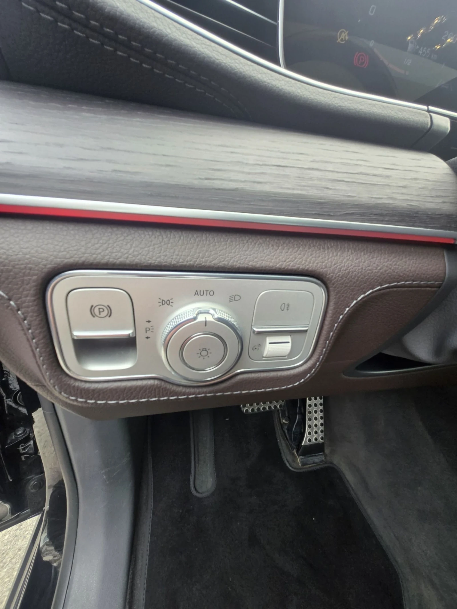 Mercedes-Benz GLS 400 4Matic - изображение 9