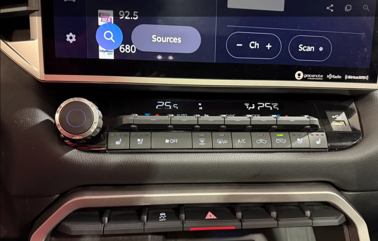 Toyota Tundra LIMITED* CREWMAX* NIGHTSHADE, снимка 16 - Автомобили и джипове - 53900525