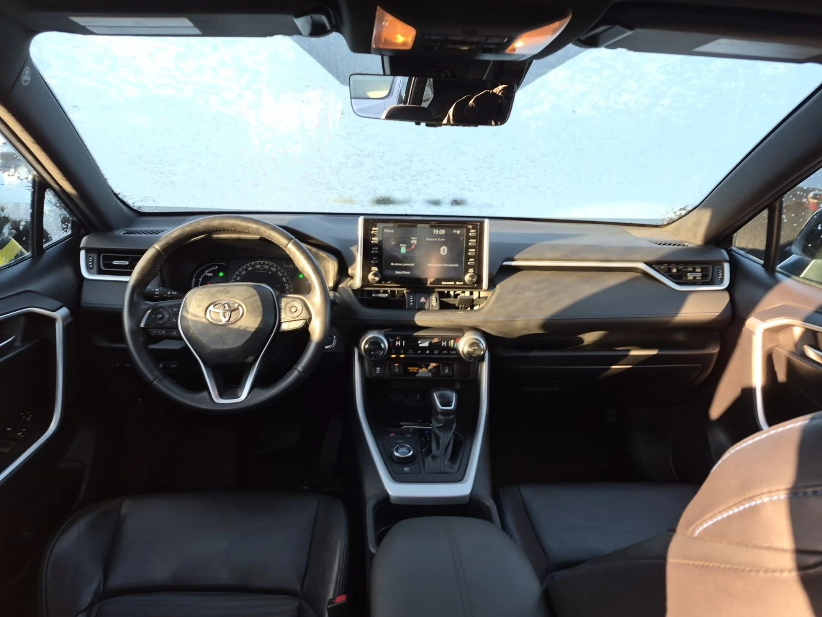 Toyota Rav4 XSE АВТО КРЕДИТ, снимка 10 - Автомобили и джипове - 53974394