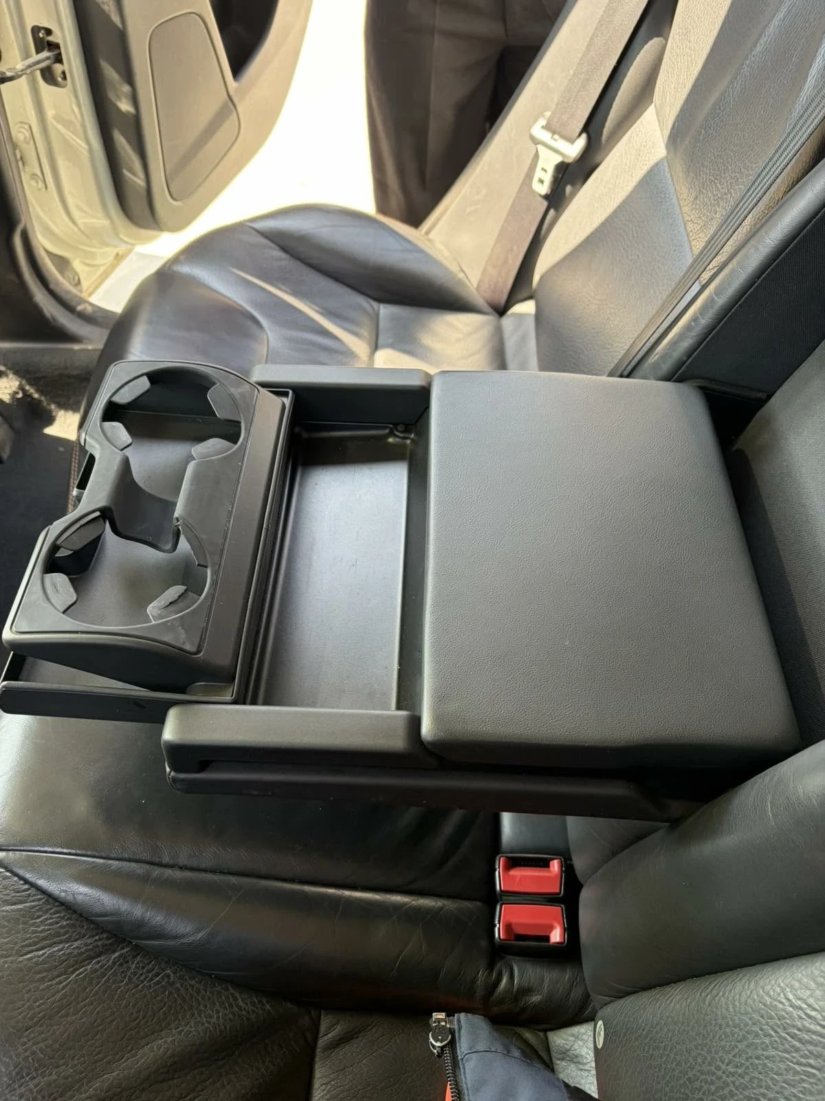 Volvo XC60 D5, снимка 2 - Автомобили и джипове - 53993591