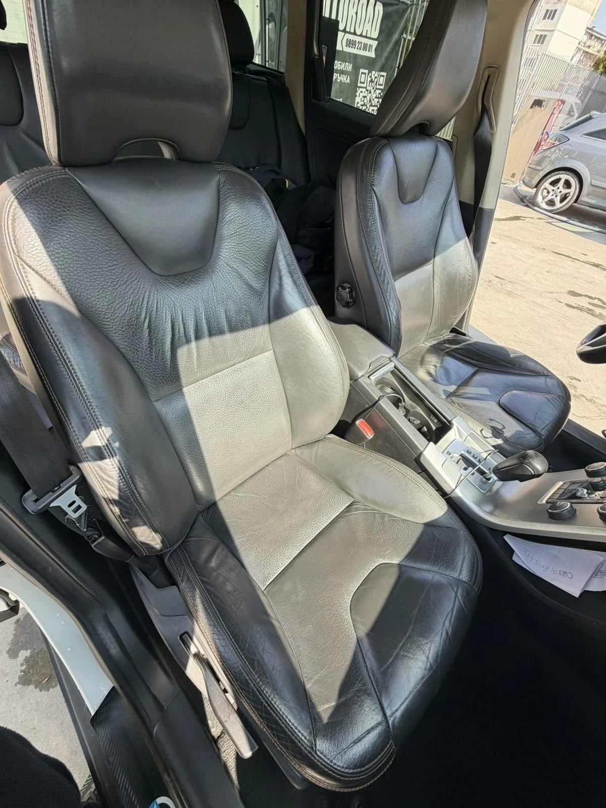 Volvo XC60 D5, снимка 3 - Автомобили и джипове - 53993591