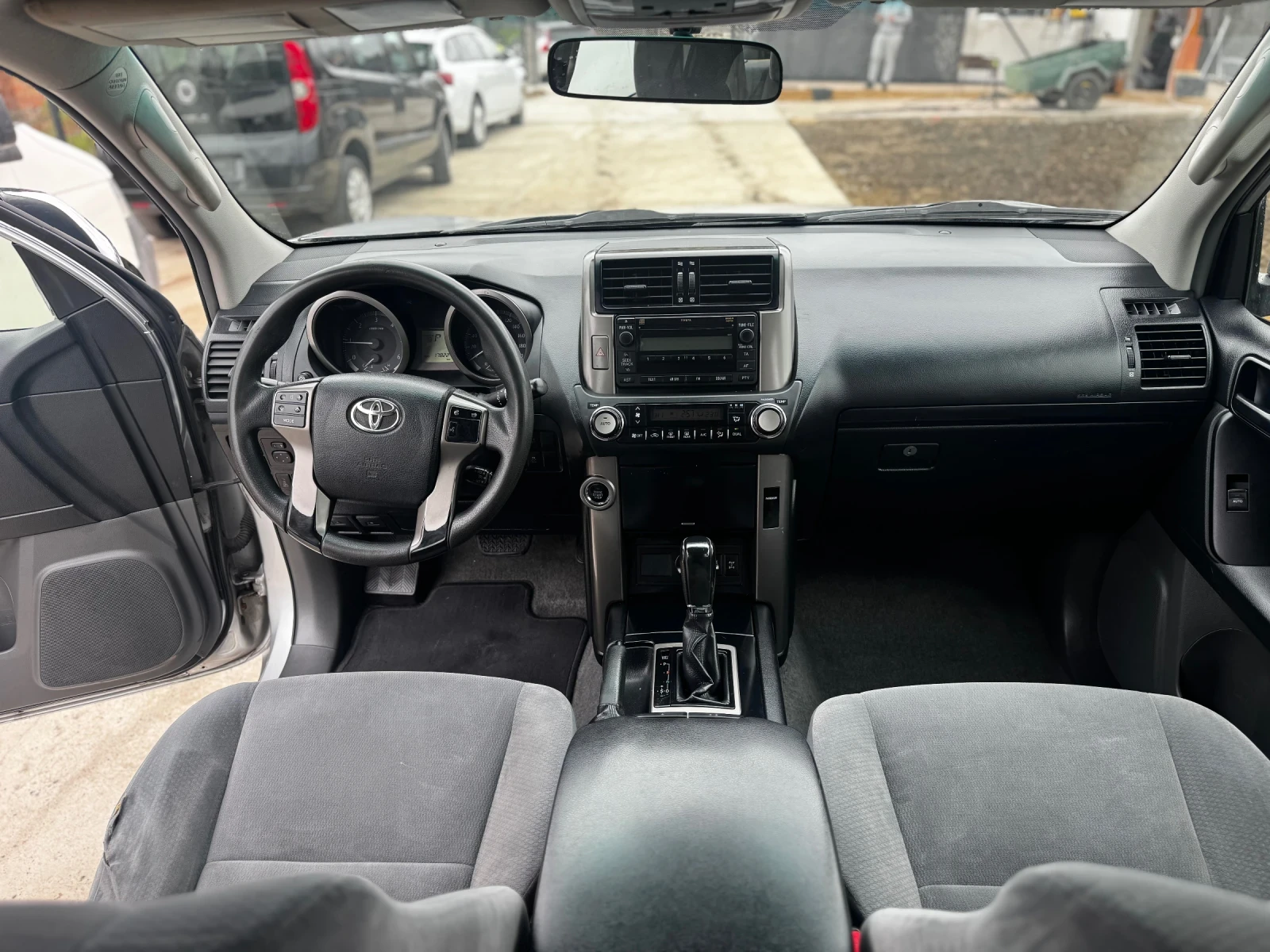 Toyota Land cruiser 3.0d4d* 190к.с.* Автомат, снимка 15 - Автомобили и джипове - 54106332