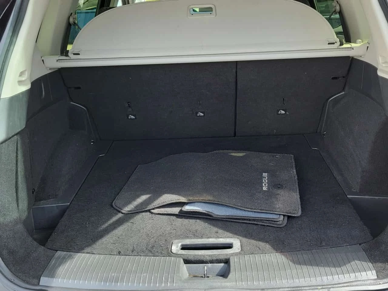 Nissan Rogue SV MIDNIGHT EDITION/CARFAX/Подгрев/Панорама/Кожа, снимка 13 - Автомобили и джипове - 54120157