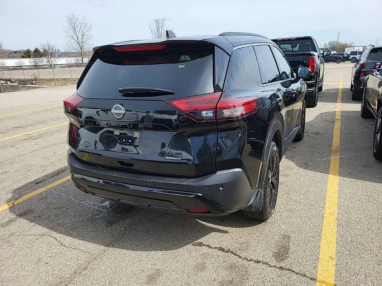 Nissan Rogue SV MIDNIGHT EDITION/CARFAX/Подгрев/Панорама/Кожа, снимка 3 - Автомобили и джипове - 54120157