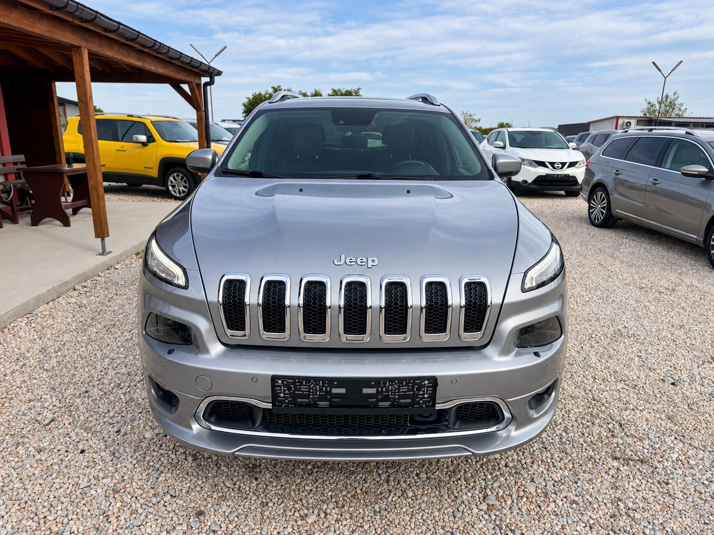 Jeep Cherokee * 2.2* Mjt* 200�.�* Overland* 4WD* FULL*  | Mobile.bg � ����������� 2
