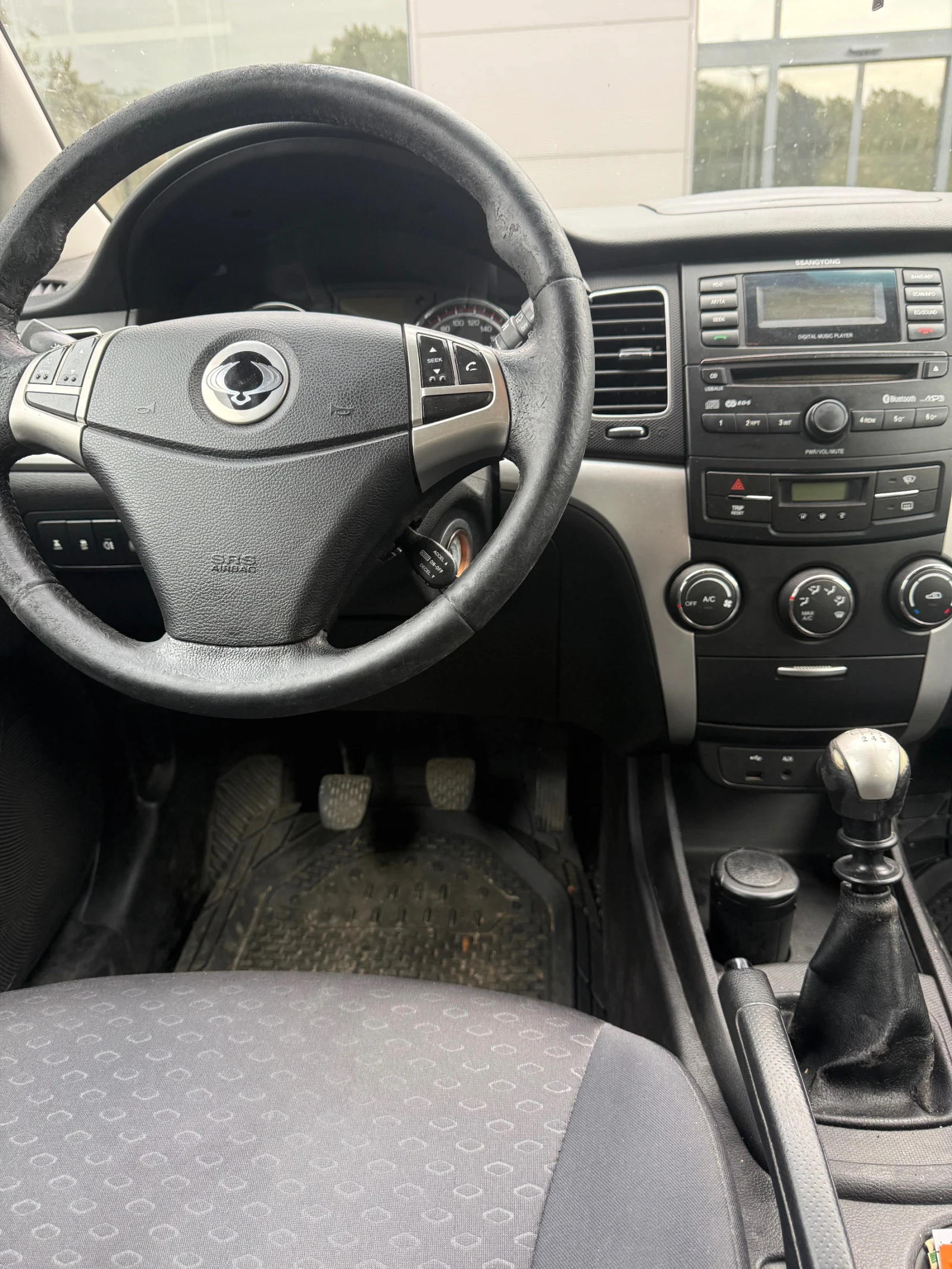 SsangYong Korando, снимка 3 - Автомобили и джипове - 56744879