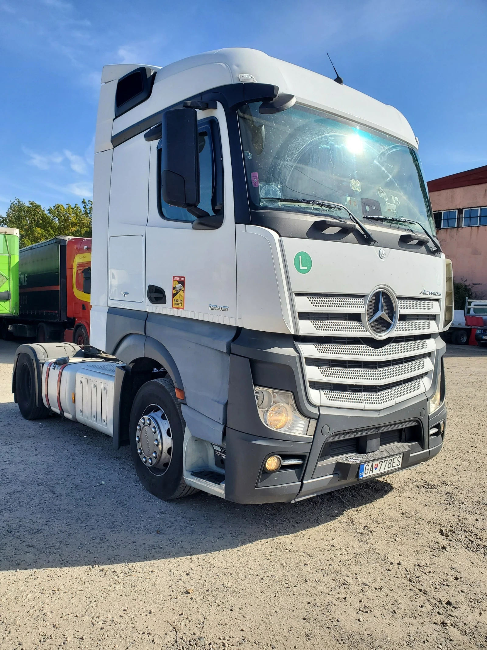 Mercedes-Benz Actros  - изображение 5