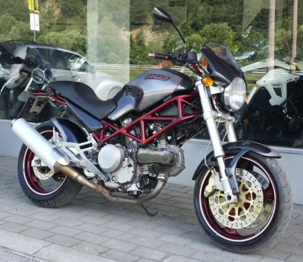 Ducati Monster 620i
