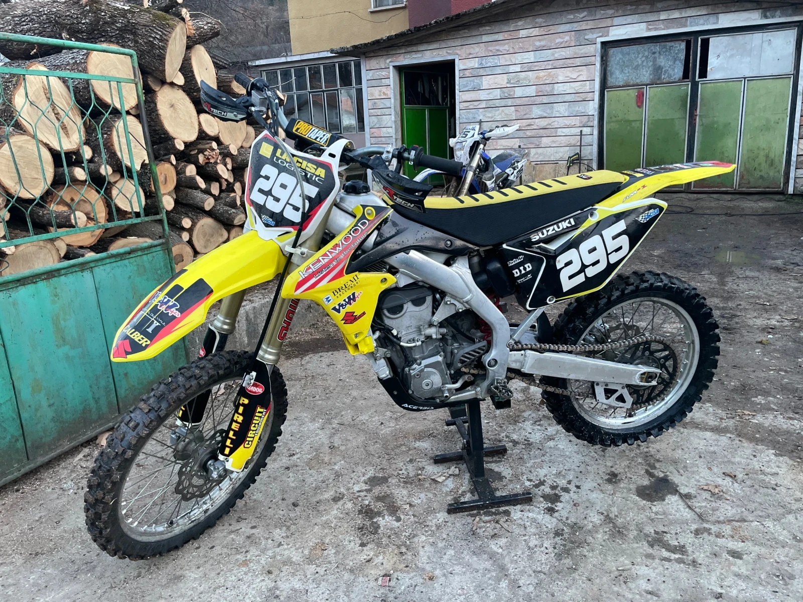 Suzuki Rmz  - изображение 4