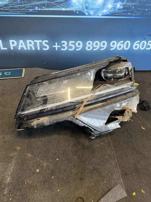 Ляв фар за Шкода Skoda Karok 57B941015B за части