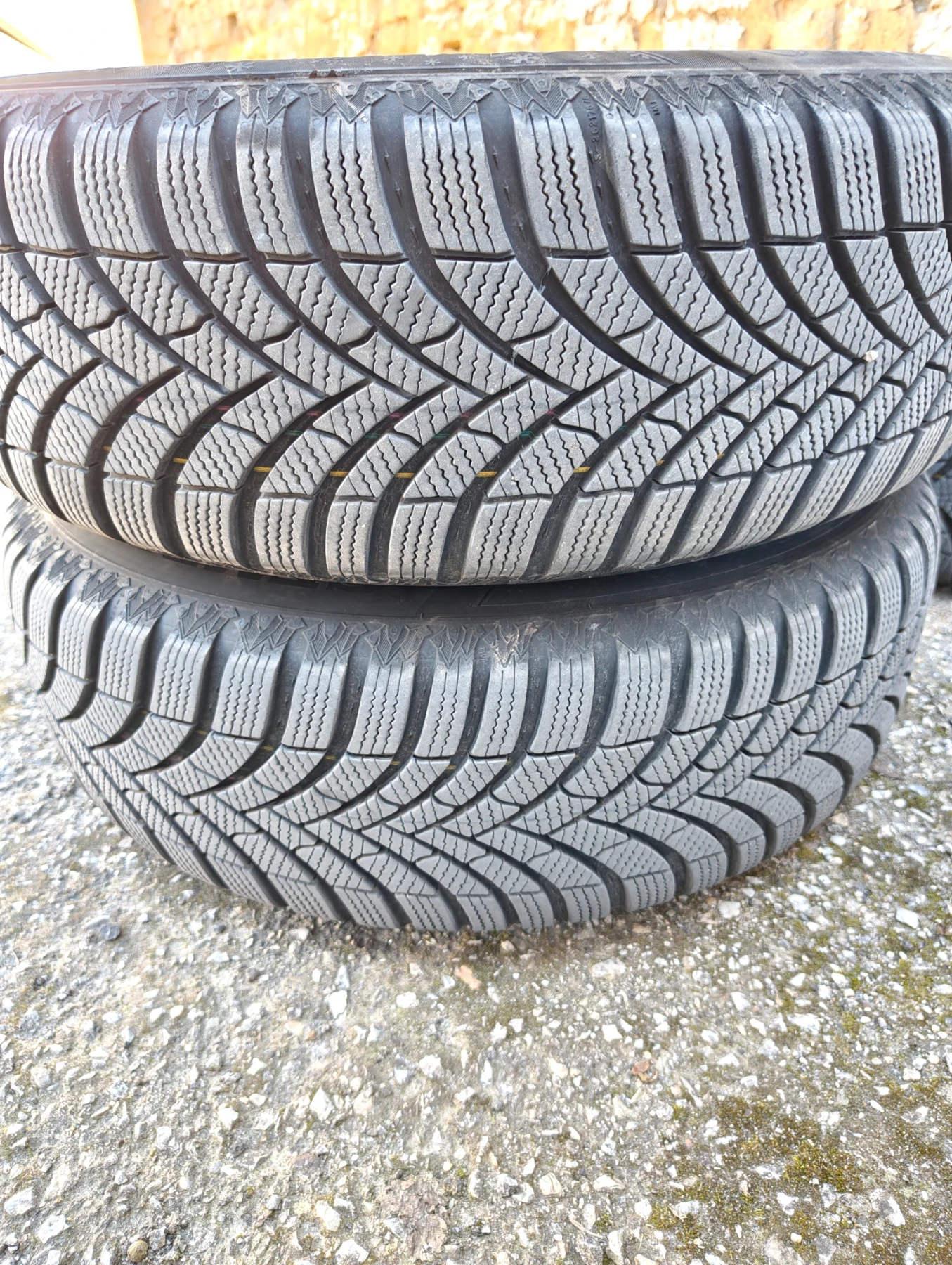Гуми с джанти Semperit 195/65R15, снимка 7 - Гуми и джанти - 53785963