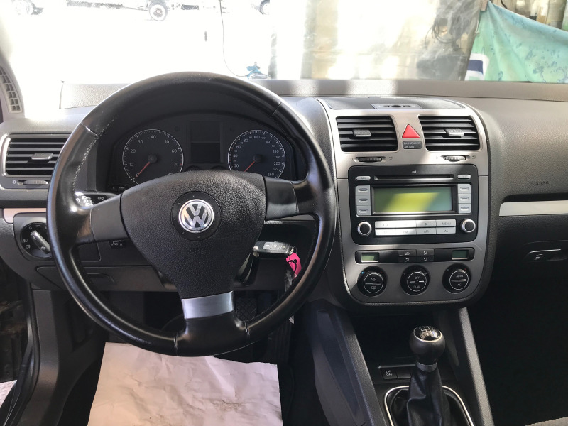 VW Golf 1, 6 i 102 ps газ, снимка 9 - Автомобили и джипове - 46384458