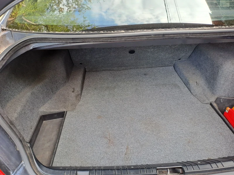 BMW 318 318 бензин+ газ, снимка 7 - Автомобили и джипове - 52215017