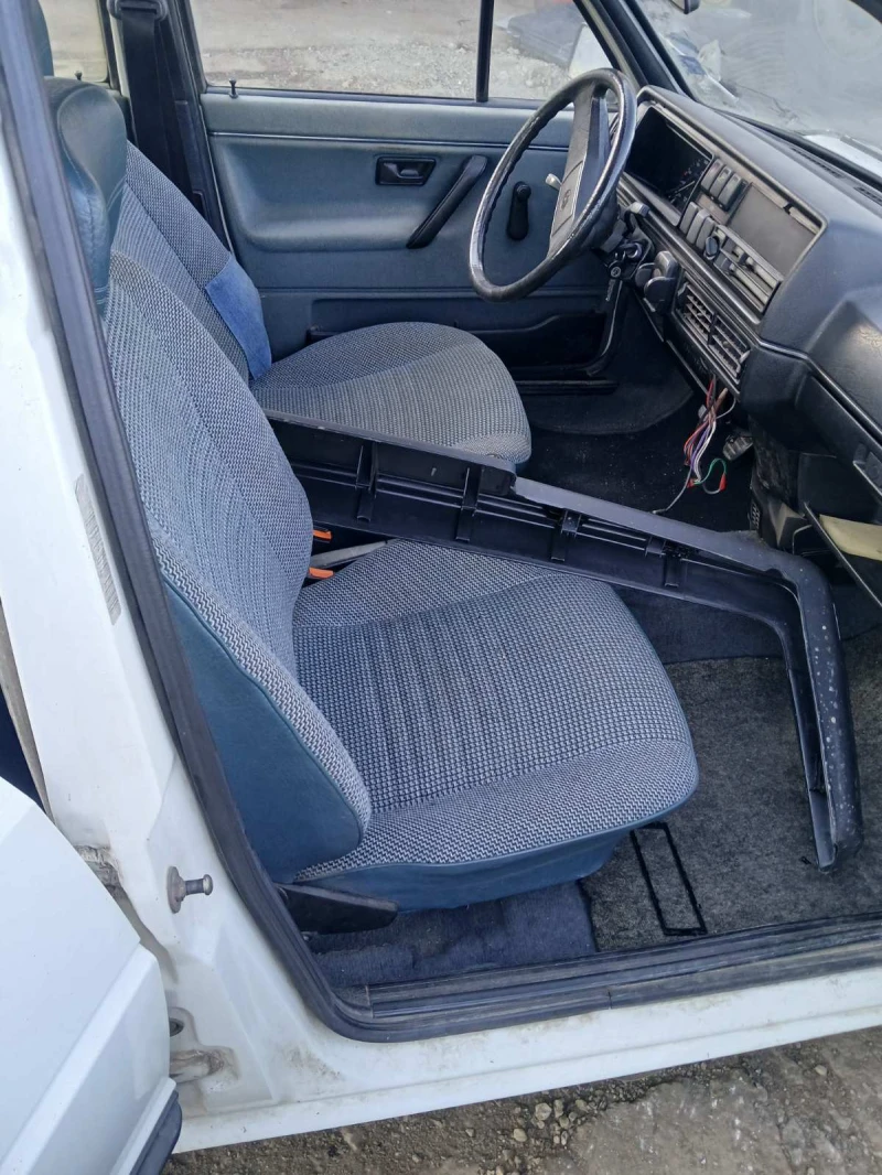 VW Jetta, снимка 5 - Автомобили и джипове - 52227141