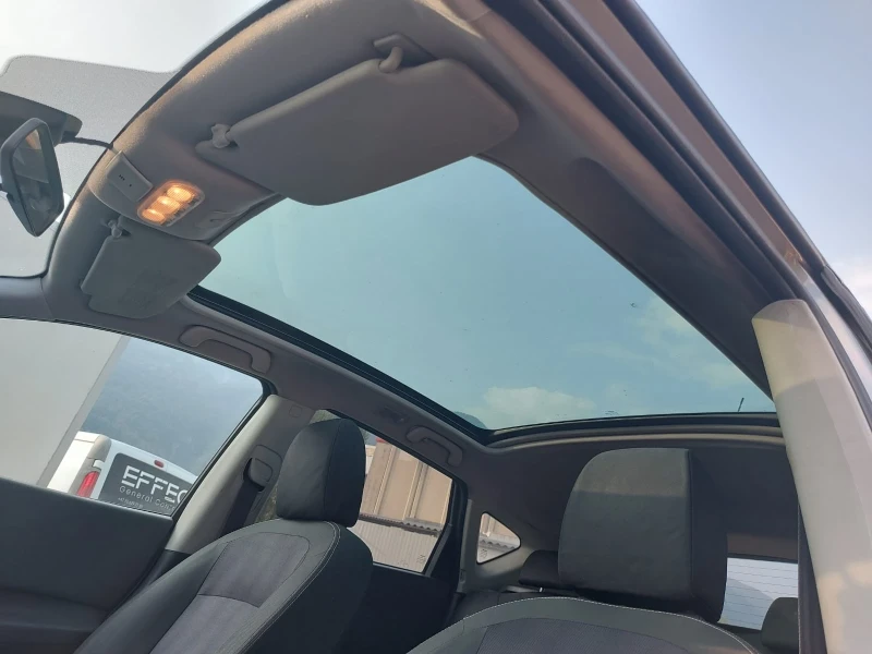 Nissan Qashqai 1.6 бензин Швейцария 360 градуса камера , снимка 8 - Автомобили и джипове - 52772389