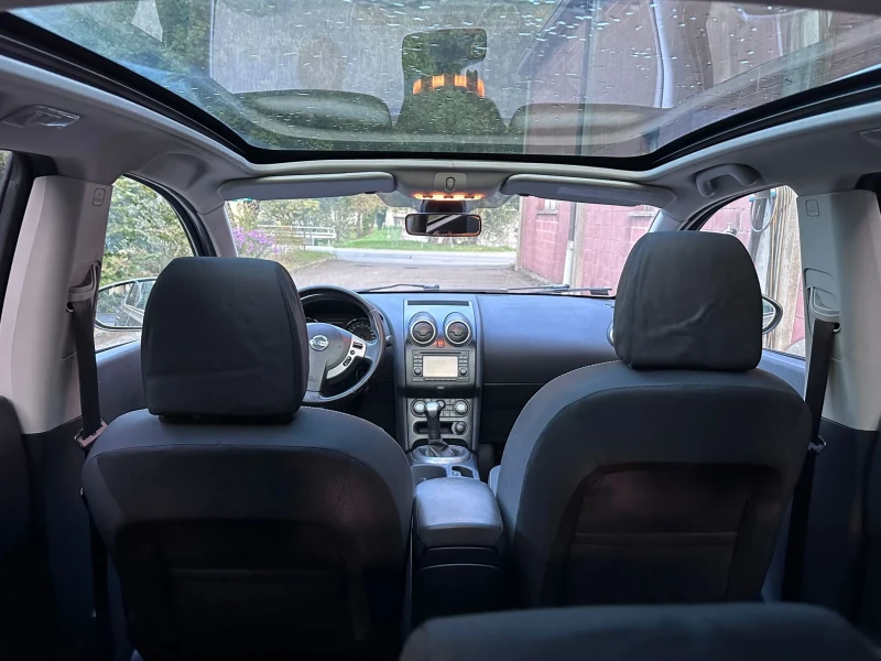 Nissan Qashqai 1.6 бензин Швейцария 360 градуса камера , снимка 13 - Автомобили и джипове - 52772389