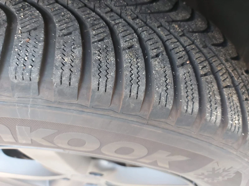 Nissan Qashqai 1.6 бензин Швейцария 360 градуса камера , снимка 10 - Автомобили и джипове - 52772389