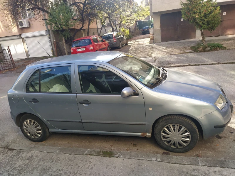 Skoda Fabia, снимка 2 - Автомобили и джипове - 52413533